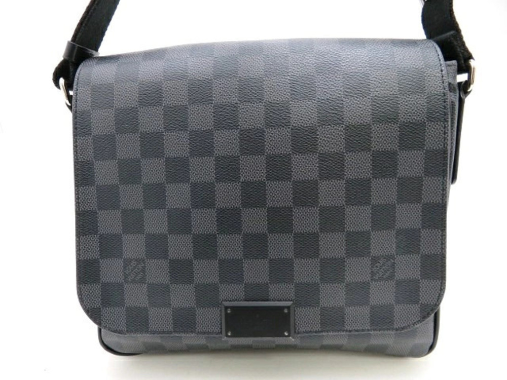 LOUIS VUITTON District Crossbody Bag Damier Graphite Black